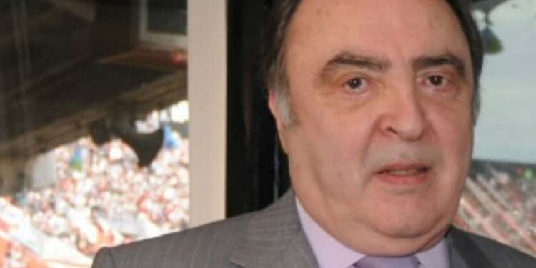 ESCÁNDALO EN EL ENTORNO PRESIDENCIAL: MANUEL ADORNI CALIFICÓ DE «PÉSIMA DECISIÓN» EL VIAJE DE SU ESPOSA