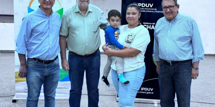 EL IPDUV REALIZÓ EL SORTEO PÚBLICO DE VIVIENDAS EN CORONEL DU GRATY