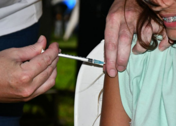 MES DE LA MUJER: OPERATIVO DE SALUD INTEGRAL, VACUNACIÓN Y ASESORAMIENTO EN RESISTENCIA