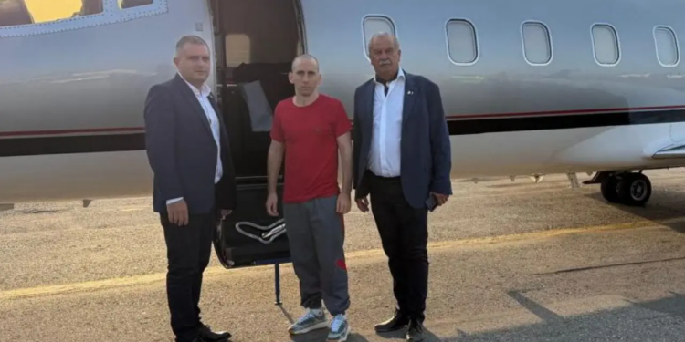 El fin de una angustia de 15 meses: el emotivo reencuentro de Nahuel Gallo tras su odisea burocrática y legal