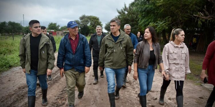 TRES ISLETAS: EL GOBERNADOR ZDERO SUPERVISÓ Y ARTICULÓ MÁS ACCIONES EN TERRITORIO