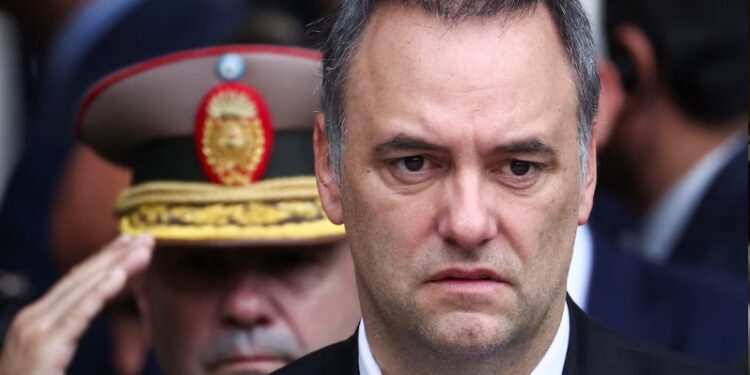 Manuel Adorni inicia su estrategia judicial: ya contrató a un estudio de abogados para defenderse en Comodoro Py