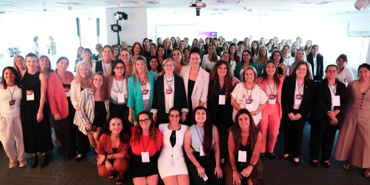 CHACO DIJO PRESENTE EN EL ENCUENTRO FEDERAL DE MUJERES PARA EL DESARROLLO