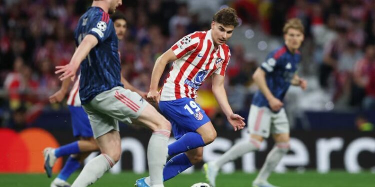 ATLÉTICO DE MADRID Y ARSENAL EMPATAN EN UN DUELO DE ESTRATEGIA POR LA SEMIFINAL DE LA CHAMPIONS LEAGUE