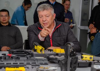 CHACO INCORPORÓ LAS PRIMERAS TASER PARA FORTALECER LA SEGURIDAD Y MODERNIZAR A LA POLICÍA