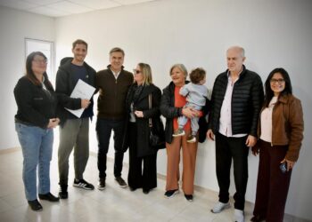 CHACRA 214: CON INCLUSIÓN Y TRANSPARENCIA, EL GOBERNADOR ZDERO ENTREGÓ MÁS VIVIENDAS EN RESISTENCIA