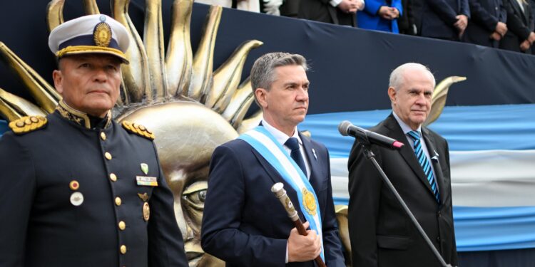 216° ANIVERSARIO DE LA REVOLUCIÓN DE MAYO: “LA PATRIA NO SE CONSTRUYE DESDE EL PESIMISMO, SINO DESDE EL COMPROMISO” EXPRESÓ ZDERO.