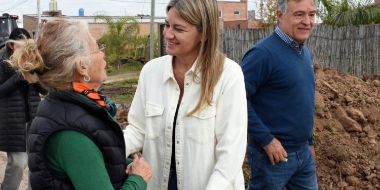 RESISTENCIA: LAS OBRAS DE DESAGÜE AVANZARON HASTA EL BARRIO LAS PALMERAS