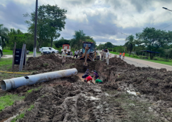 SAMEEP REPARÓ UN CAÑO MAESTRO Y SE NORMALIZA EL SERVICIO DE AGUA POTABLE EN VARIAS LOCALIDADES