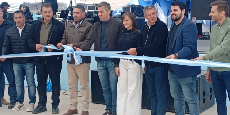 CHARATA: ZDERO ACOMPAÑÓ LA 28° FIESTA PROVINCIAL DEL CERDO E INAUGURÓ NUEVAS OBRAS EN EL CLUB COOPERATIVISTA
