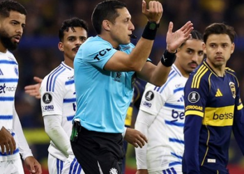 Polémica arbitral en la Copa Sudamericana: El análisis del arbitraje en el cruce entre Boca Juniors y Cruzeiro