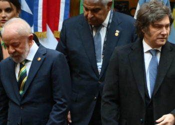Cooperación regional: un ministro de Lula da Silva viaja a la Argentina para ofrecer material militar estratégico al Gobierno