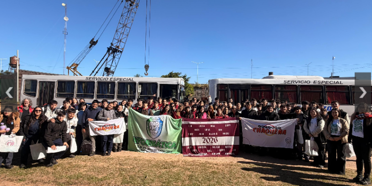ALUMNOS DE BARRANQUERAS CONOCIERON LA OPERATORIA Y EL CRECIMIENTO DEL PUERTO