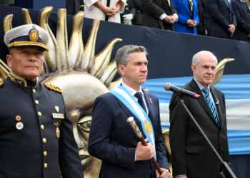 216° ANIVERSARIO DE LA REVOLUCIÓN DE MAYO: “LA PATRIA NO SE CONSTRUYE DESDE EL PESIMISMO, SINO DESDE EL COMPROMISO” EXPRESÓ ZDERO