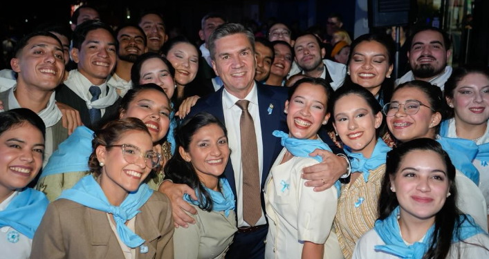 EL GUIDO MIRANDA CELEBRÓ SUS 29 AÑOS CON UNA GRAN FIESTA CULTURAL Y VIGILIA PATRIA JUNTO AL GOBERNADOR ZDERO