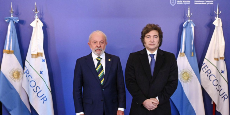 Brasil y Argentina firman acuerdo energético para interconectar redes eléctricas