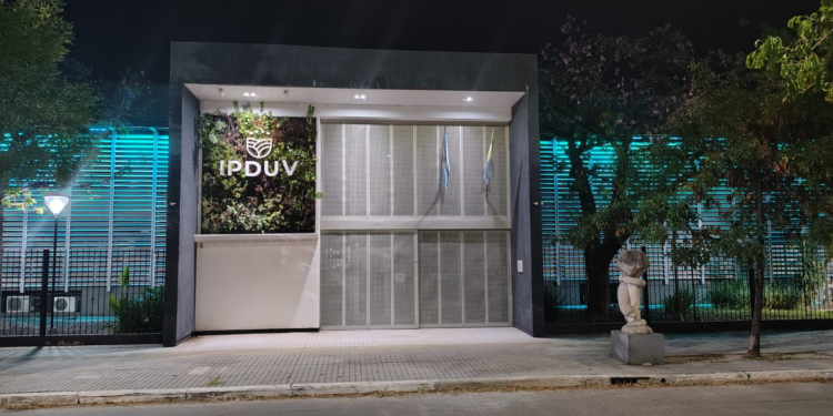 EL IPDUV SE ILUMINA DE AZUL PARA CONCIENTIZAR SOBRE EL AUTISMO