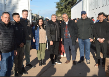 SEGUIMOS ASISTIENDO AL IMPENETRABLE: EL GOBIERNO LLEVA AGUA, ALIMENTOS Y SERVICIOS A LAS COMUNIDADES MÁS ALEJADAS