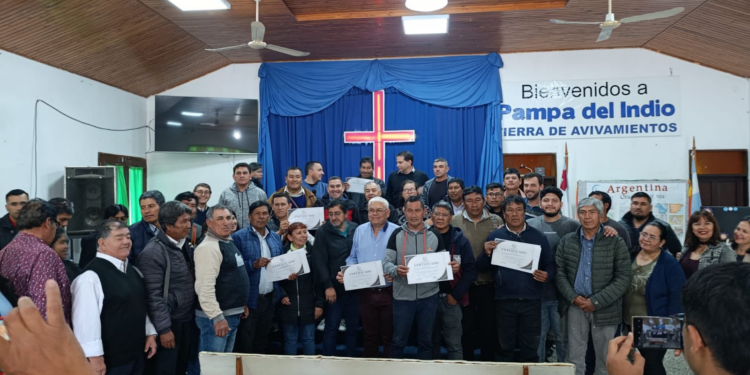 PAMPA DEL INDIO: SE LANZÓ LA PRIMERA JORNADA DE CAPACITACIÓN PARA PASTORES Y LÍDERES