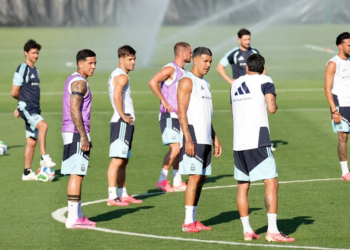 Mundial 2026: qué ciudades visitaría Argentina si avanza y cuánto cuesta moverse