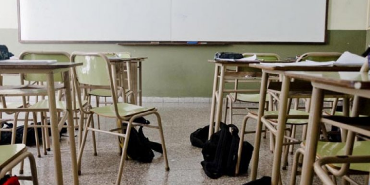 Violento ataque de estudiante a docente genera debate sobre convivencia escolar