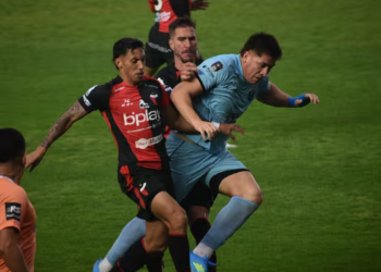 Primera Nacional: Colón empata sin goles con Ciudad Bolívar en la fecha 17
