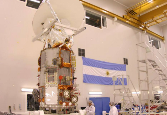 Argentina lanza primer satélite de observación terrestre fabricado completamente en el país