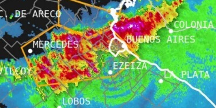 Alerta por el "Súper Niño": confirman el fenómeno en la Argentina y la primera capital provincial ya declaró la emergenc