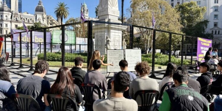 Crece el conflicto universitario: habrá clases públicas en todo el país y amenazan con una nueva Marcha Federal