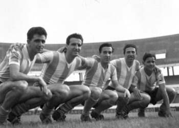 De Labruna a Messi y la herencia vacante: la intrincada historia de la '10' de la Selección Argentina