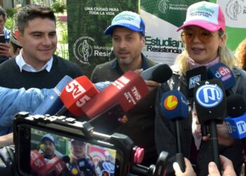 El Gobierno chaqueño y Resistencia lanzan la Estudiantina 2026 con un viaje a Carlos Paz como premio central