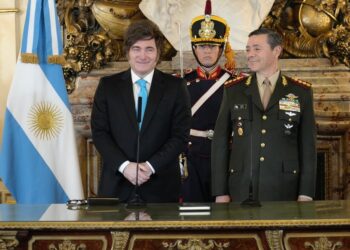 Entre la seducción de Washington y la tensión interna: Presti respaldó a Trump como mediador por Malvinas