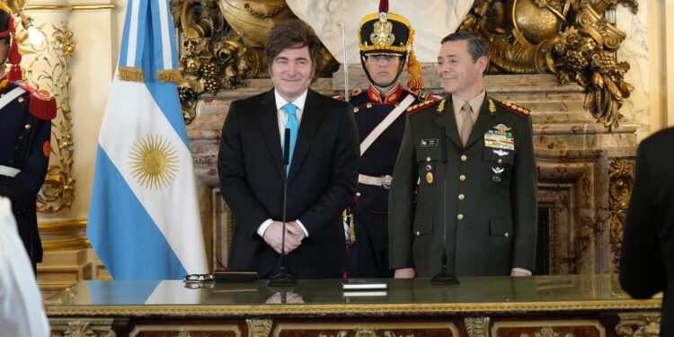 Entre la seducción de Washington y la tensión interna: Presti respaldó a Trump como mediador por Malvinas