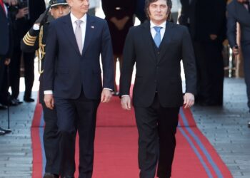 Giro diplomático: Milei firmó un documento conjunto con Chile que cierra la polémica por Magallanes y ratifica la sobera