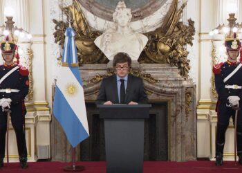 Malvinas y geopolítica: Javier Milei habla esta noche en cadena nacional tras la presión de Donald Trump a Gran Bretaña