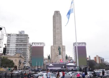 Rosario enciende los Juegos Suramericanos Santa Fe 2026 con una multitudinaria apertura junto al Monumento a la Bandera