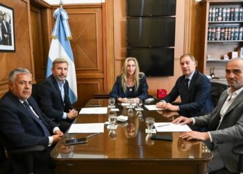 Sin votos para eliminar las PASO, Karina Milei redobla la presión sobre los aliados y expone la interna oficialista