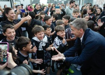 Zdero inauguró las obras del bar-comedor en Chaco For Ever y busca afianzar su gestión en los clubes de la provincia