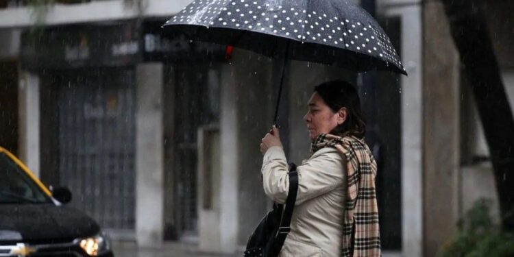 Axel Kicillof creó una mesa interministerial para enfrentar los efectos de El Niño en la provincia