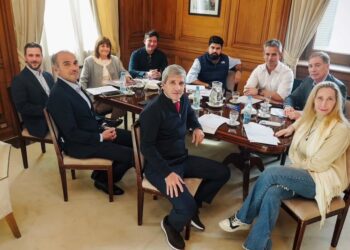 “Contame los votos”: la feroz interna en la mesa de Milei por la reforma electoral que busca voltear las PASO