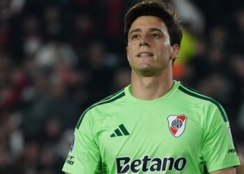 El futuro de Santiago Beltrán: la oferta que espera River y las tensiones en Núñez