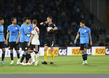 Nueva jornada de furia en el fútbol argentino: fallos polémicos, intervenciones del VAR y reclamos encendidos en todas l